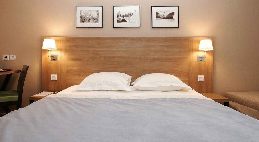 Best Western Rives De Paris La Defense Courbevoie Esterno foto